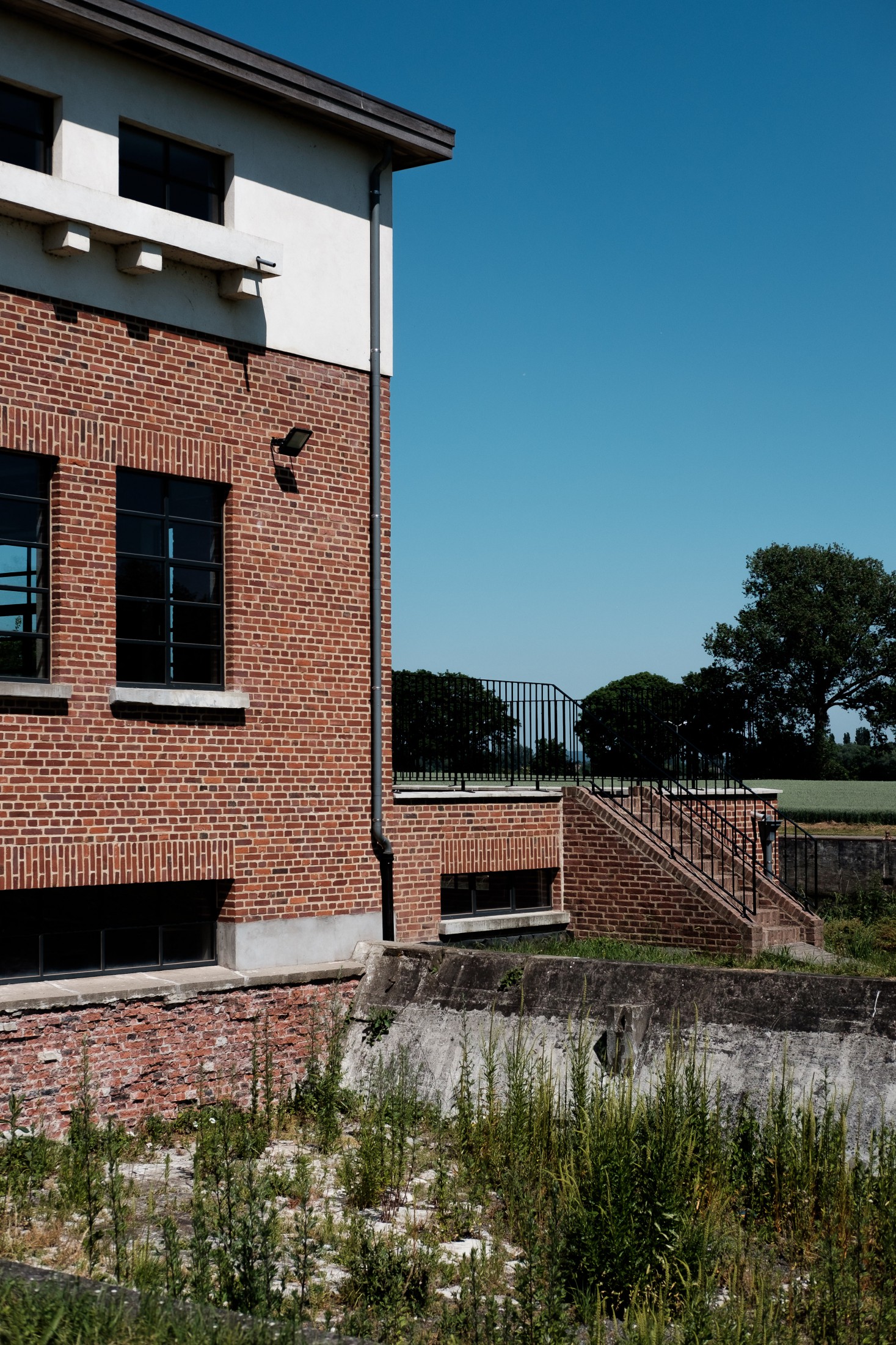 Old Swimming Pool of Spiere