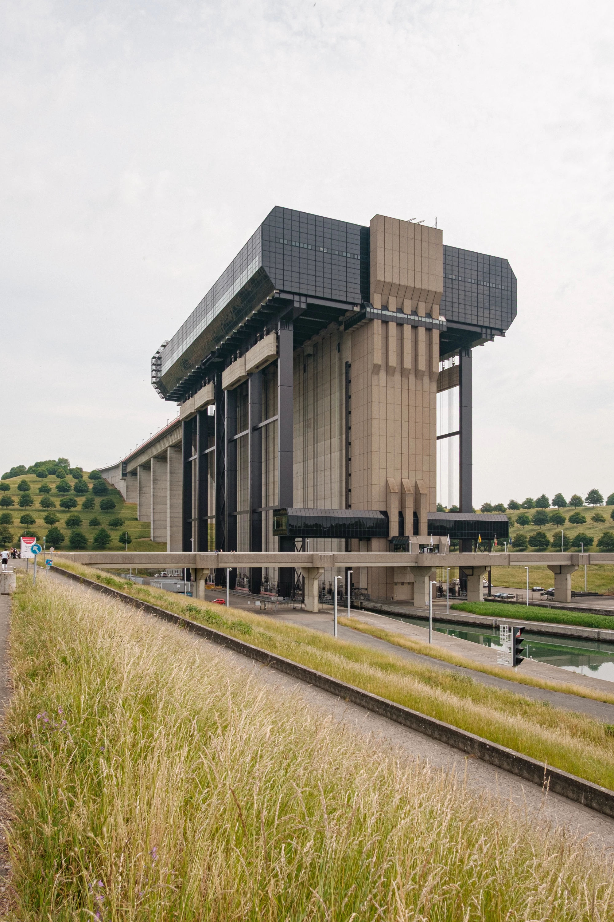 Strépy-Thieu Boat Lift